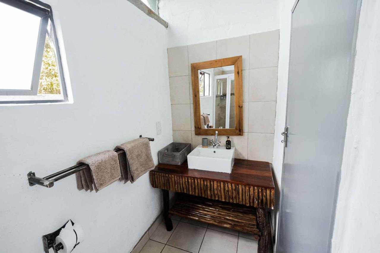 African Excursions Guest House Khwai Exterior photo