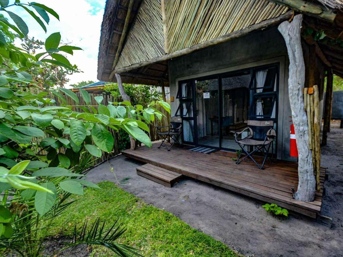 African Excursions Guest House Khwai Exterior photo